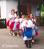 Podluží v písni a tanci